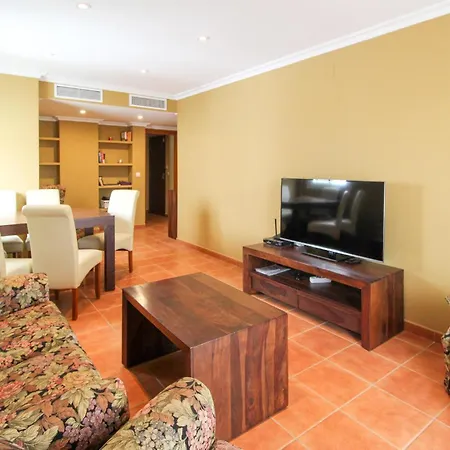 Apartamento Awesome In With House Sea View